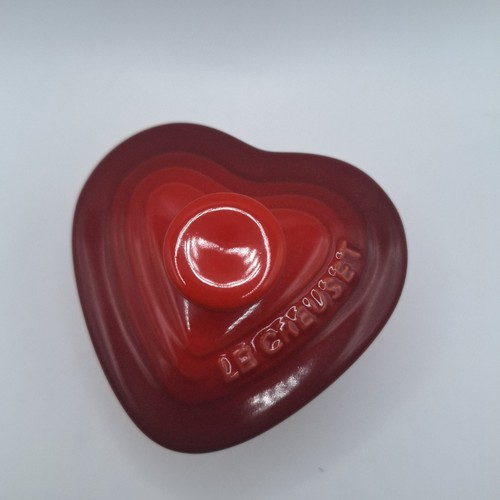 Creuset red heart - le,