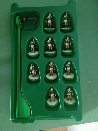 Subbuteo full team ref 742 - subbuteo,