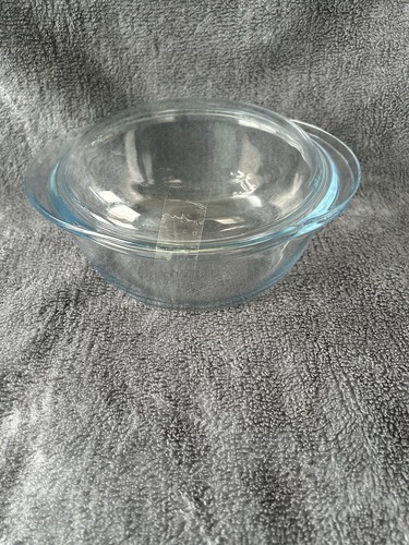 Pyrex glass casserole dish - glass,