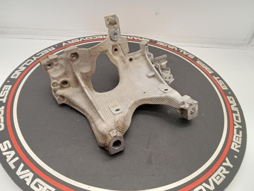 Audi subframe mount - a4, mk5