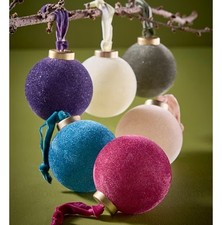 NEW 6 GLASS COLOURED HANGING