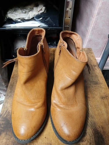 Markon tan leather ankle boots - leather,