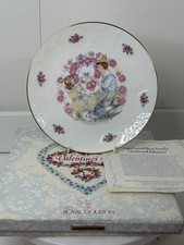 VALENTINE'S DAY PLATE 1977 BY ROYAL DOULTON BOXED