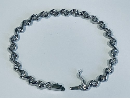 9ct gold white solid - 7.25”,