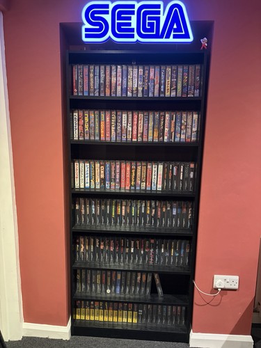 Sega megadrive bundle rare - bundle.,
