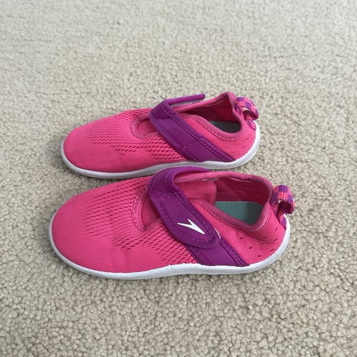 Speedo girls water shoes - speedo, size