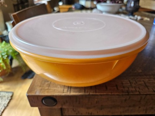 Vintage tupperware orange bowl - tupperware,