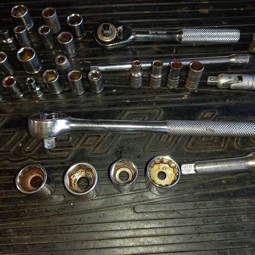 Joblot sockets ratchets - sockets,
