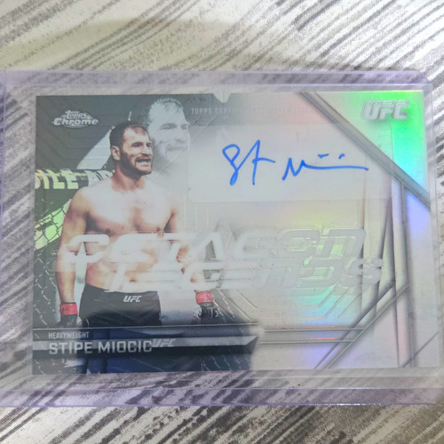 Topps 2026 chrome ufc - chrome,