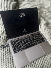 Apple MacBook Pro 13-inch 2019