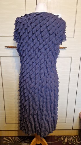 Pretty grey dress very comfy - very,