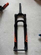 Rockshox lyric ultimate 29 boost 160mm and 150mm charger 2.1 Read description