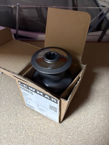 Lewmar manual winch - winch, new