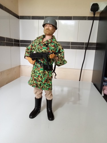 Vintage action man - action,