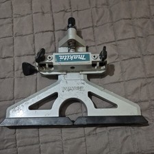 Parallel guide Rip Fence for