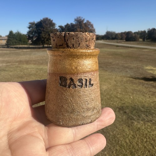 Stamped basil brown clay - basil,