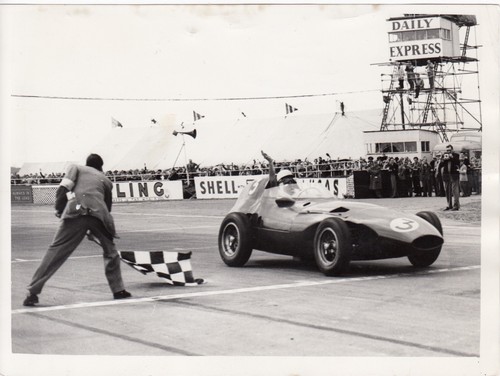 Stirling moss vanwall vw2 1956 - moss,