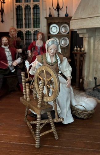 12th scale artisan tudor lady - scale,