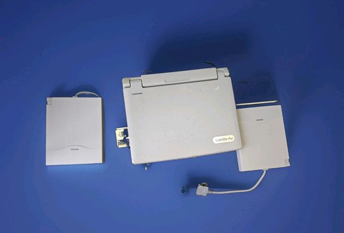 Toshiba satellite pro 420cds - toshiba,