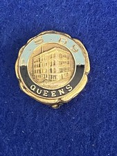 P S 89 QUEENS Gold Tone & Enamel Pin Badge-DG Maker’s Mark-GF & 1929 on Reverse