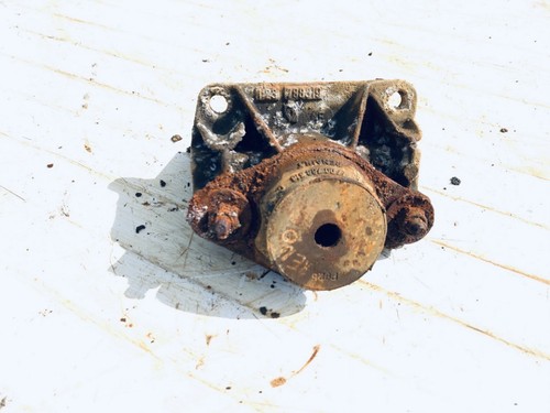 7700788318 engine mount and - engine,