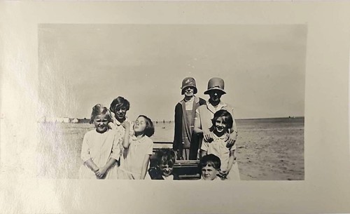 Vintage 1920s real photo - vintage,