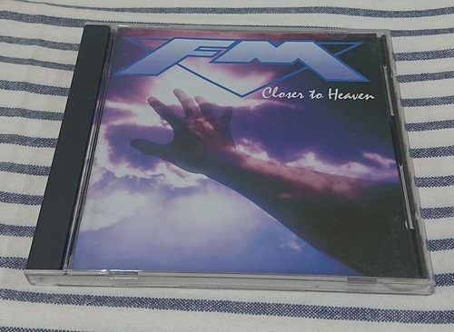 Sample closer to - sample,