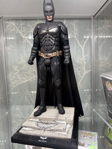 Hot toys the dark - the, knight