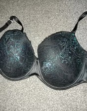 36F. Underwired bra with soft
