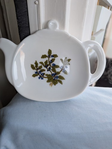 Porcelain tea pot shaped - porcelain,