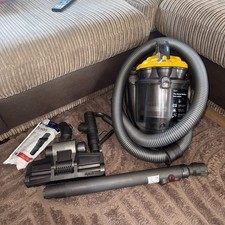 Dyson DC19 Bagless Cylinder