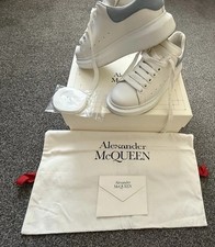 Alexander McQueen womens Sneakers Size 5.5 With  Accessories Excellent Condition