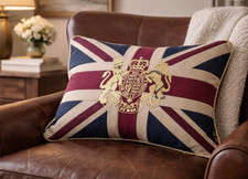 Union Jack Coat of arms Gold