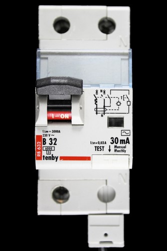 Tenby amp curve 6ka 30ma - tenby,