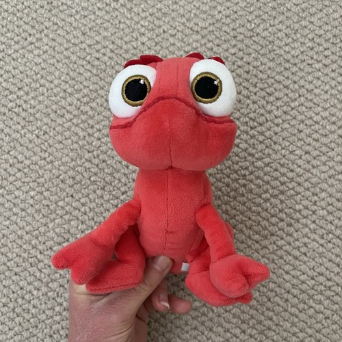 Red posh paws disney tangled - paws,