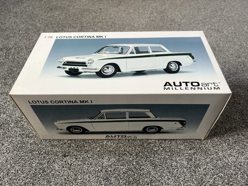 Autoart scale diecast - autoart, 1/18