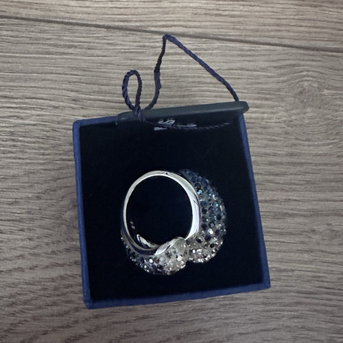 Swarovski crystal pavé - pavé, oval