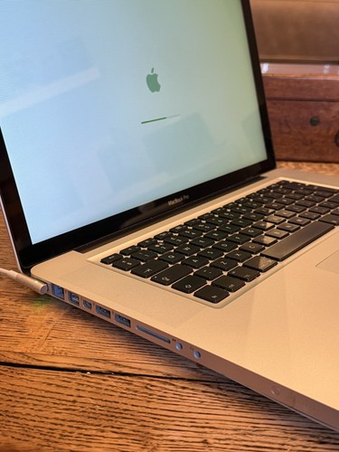 Apple macbook pro - apple, pro,