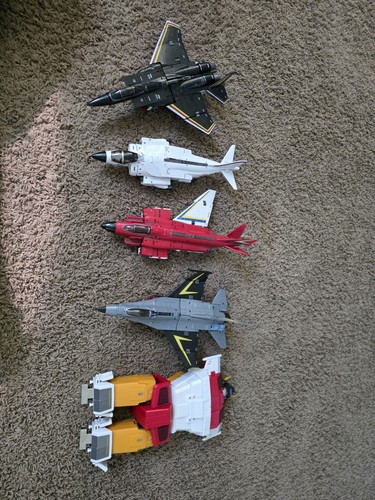 Zeta toys transformers - ,