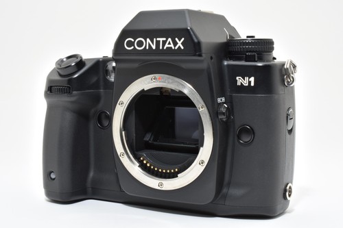 Mint strap contax - [mint, w/strap]
