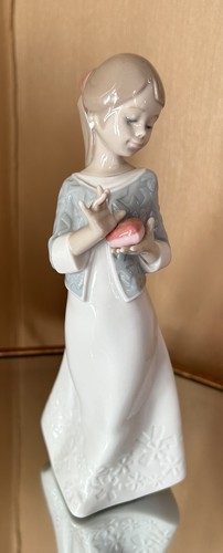 Nao gift from the heart - nao, a