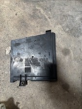 VW T5 TRANSPORTER 2008 2.5 TDI AXE BATTERY TRAY LID 7H0915438A