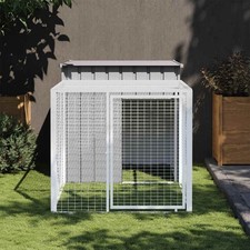 Vidaxx chicken coop with spout