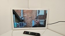 Samsung 22" Smart TV White