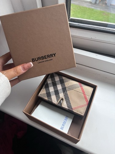 Burberry women leather purse - leather,