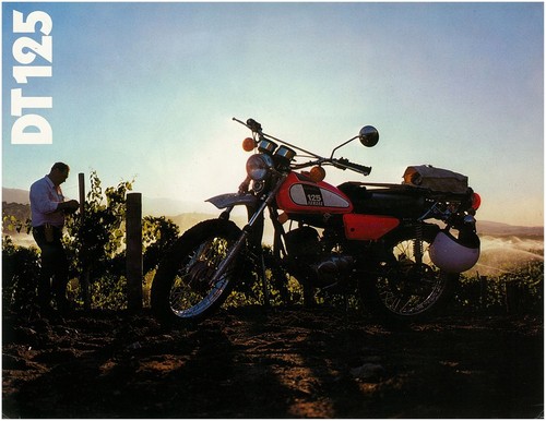 Yamaha brochure dt125 1975 - yamaha,