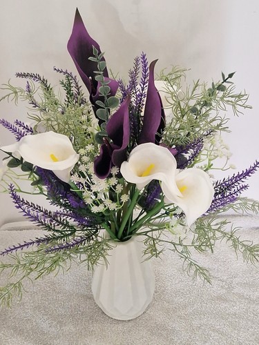 Artificial flowers plastic - artificial, in