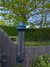 Brome Squirrel Buster Finch Niger Nyger Wild Bird Feeder for Garden Birds