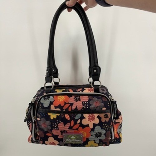 Lily bloom floral - lily,
