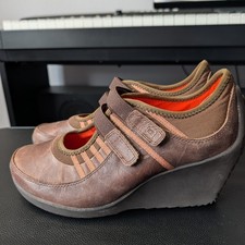 Tsubo Brown Leather Mary Jane